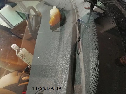 寶馬汽車玻璃裂縫修複