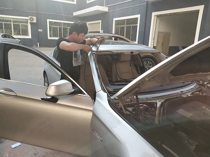 寶馬520前擋安裝流程