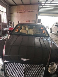 換汽車玻璃去哪裏  深圳汽車前擋風玻璃更換