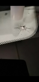 汽車前擋玻璃劃痕修複